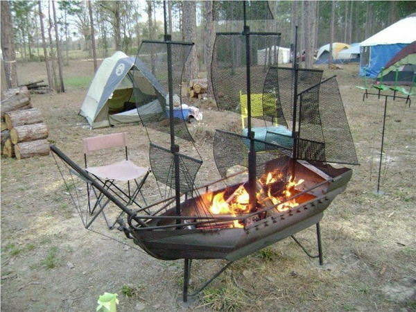 lonelycoast:  wagamamaya:  Sailing Ship Fire Pit  I. Want. This.