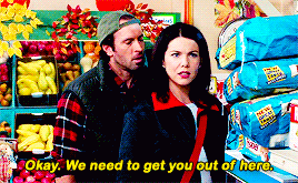 gilmoresgifs: Rory had her first kiss and that guy did it.