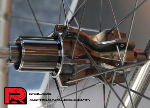 pirobikes: (Eurobike 2013 – Alchemist | Roues Artisanalesから)