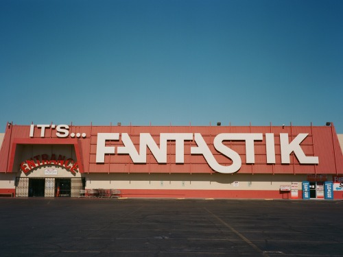 phdonohue:  it’s… fantastik | las vegas, nevada ig: phdonohue 