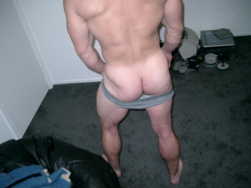 brock-rocket:Jeff from STR8cam