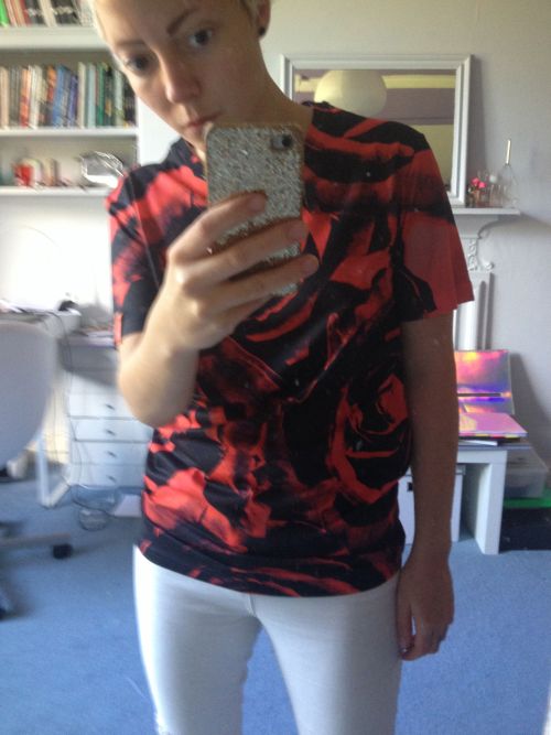 thepurposeofplaying:new graphic floral print top by Juice Nice