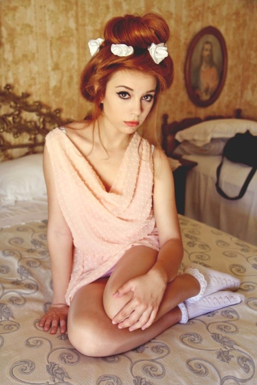 Girls in Nylons