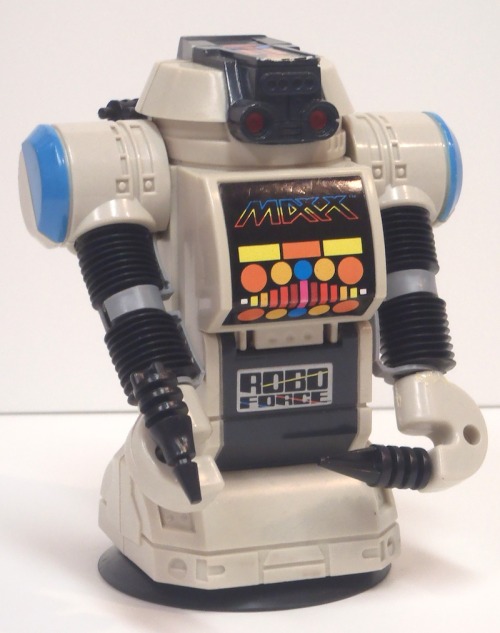 Behold! The 80s! From the 1984 Maxx Steele Robo Force toy line. There’s a nice write up about 