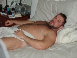 bearcampout:  wolfxbear:  oooooh que monada