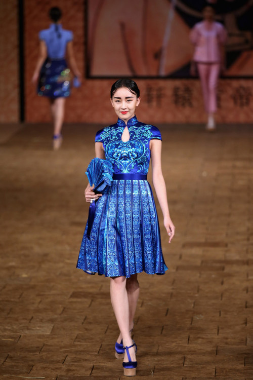 global-fashions: Zhang Zhifeng - 2015 NE-TIGER Haute Couture, Mercedes-Benz China Fashion Week S/S 2