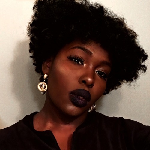 aboveignorance: I cut my hair into a geometric shape yesterday.