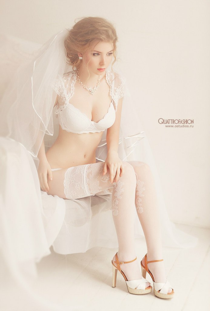 sissysimonenl:  firmdaddychris:  Lovely DaddyC  sweet  OMG I wanna look like her