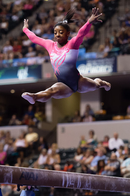 amandacarmela:  Favorite leos from women’s day 1 of the 2015 P&amp;G Gymnastics