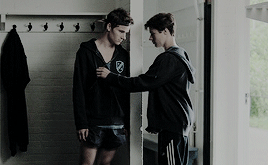Shall We Stay Here Forever?  — Jongens (2014) 