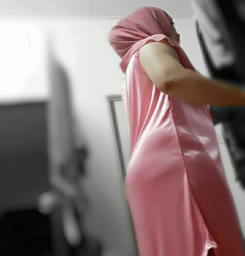 pakjanggot: brotherhoodii: Chubby+Hijab+Satin baikk wow
