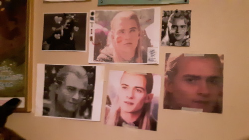 My Legolas Wall!! >///