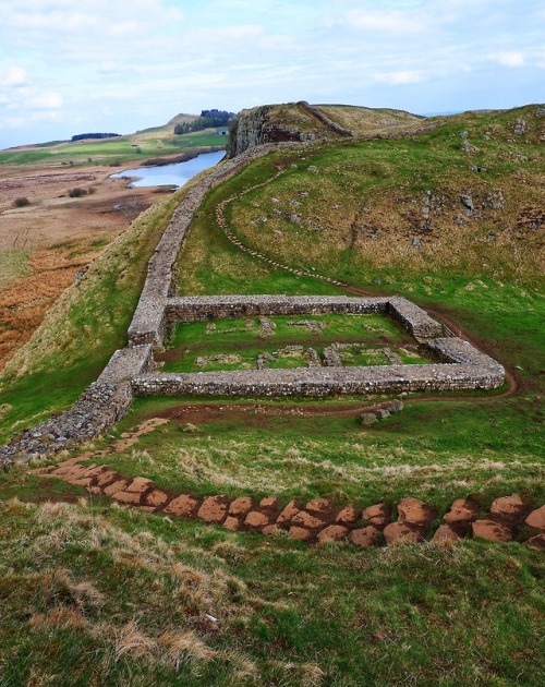 Mile Castle and Rock Features Photo Set 2 at Steel Rigg, Hadrian’s Wall, Northumberland, 14.4.18.