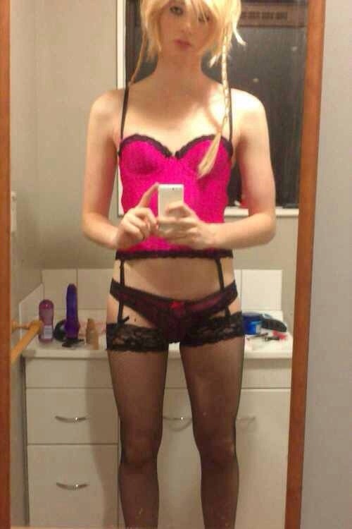 totalbbbottomslut:  Let’s duck