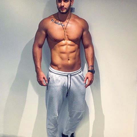 stratisxx:  Sexy Lebanese stud Paul Iskandar