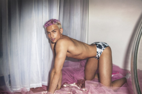 Joel for Slippage magazinehttps://www.slippagemag.com/pink-boy-joy