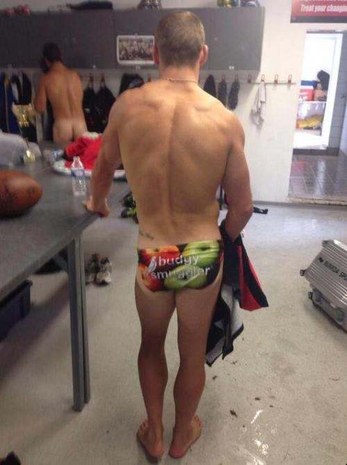 French Rugby Player Butt naked in the locker room