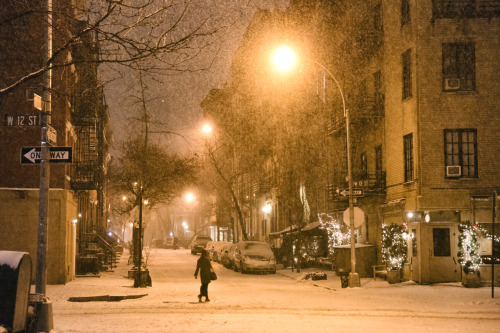 nythroughthelens:  New York City - Snow at Night - Hercules View these photos (and more) of the first snow of 2014 in NYC also known as Hercules (click on each photo in the set to enlarge): New York City Hercules: First Snowstorm of 2014 