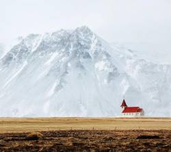 an-adventurers:  West Iceland 