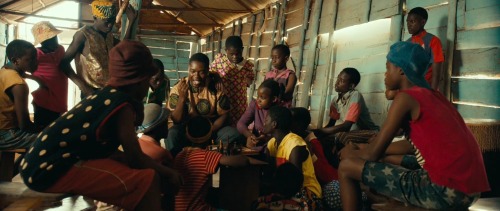 01sentencereviews: “In chess, the small one can become the big one.” Queen of Katwe (201