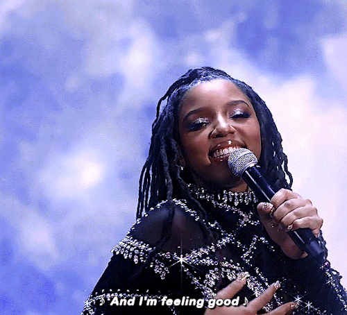 cxh:CHLOE BAILEY“Feeling Good”