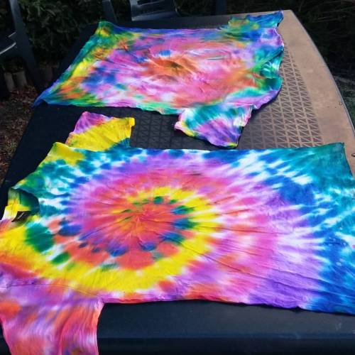 Little sneak peak at my latest creations #tiedye #nofilter #imthatgood #colour #spiral #rainbow #hol