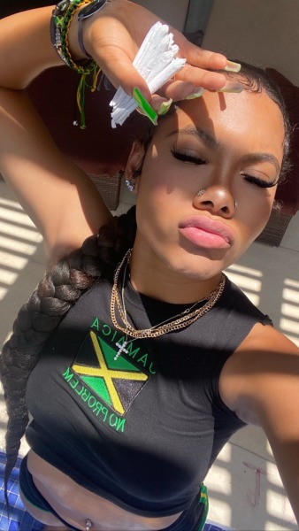 XXX colourfulaura:all in Jamaica with it 🇯🇲 photo