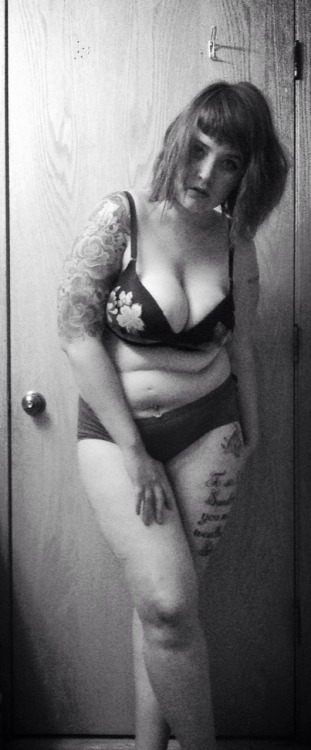 a-greek-goddess:  Since I only have one life I might as well spend it doing things that make me happy and loving myself in the mean time. 