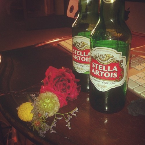 Mine and hubby&rsquo;s corsages and beer :D #pijosh20