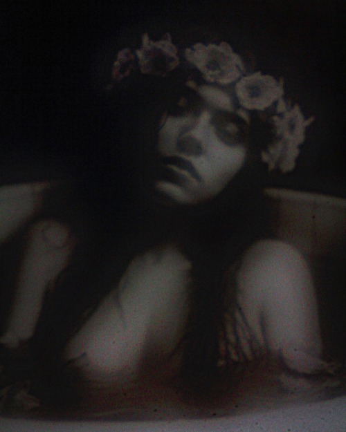 No Sé Que Tienen Las Flores, Llorona,