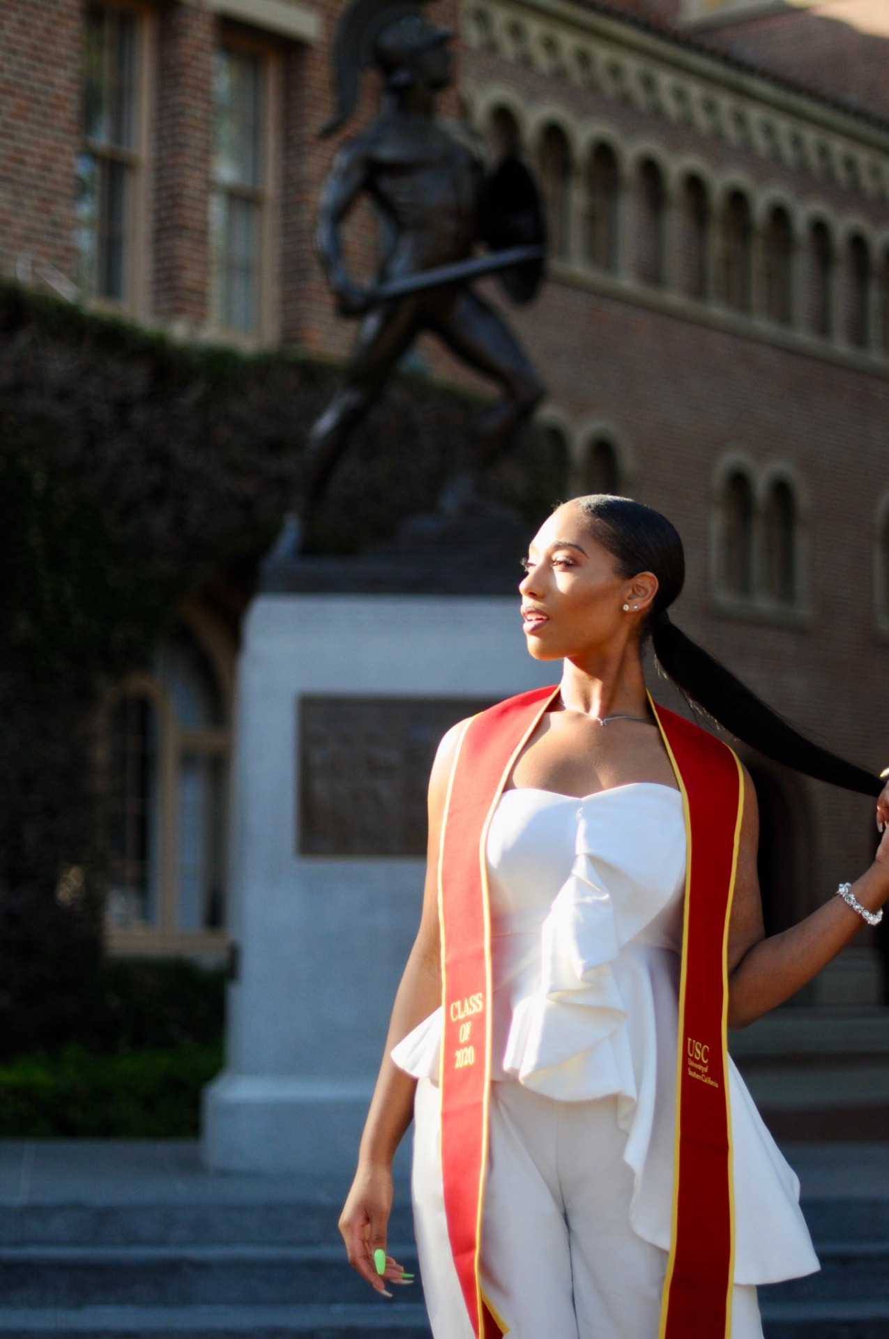 adorebreebree:I always feel like Tumblr is HOME. I like social media, but as for feeling safe, important and cared for…I’ll always be content with Tumblr. Anyways I wanted to share with y’all a slight flex…I took my graduation pictures!