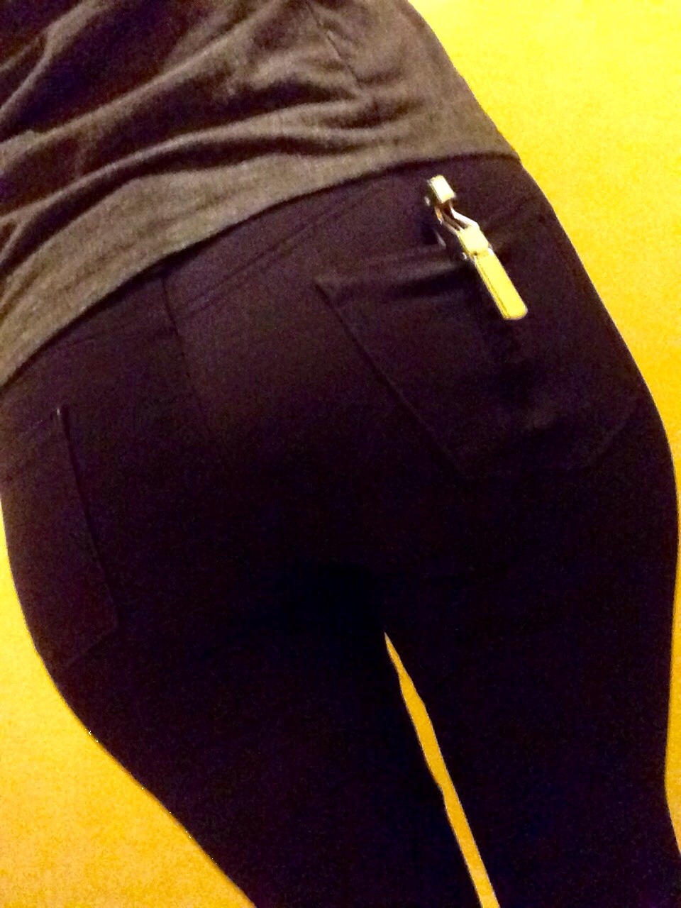 sorebuttt:  Halfway through the workday. First time at work in goodnights, feeling