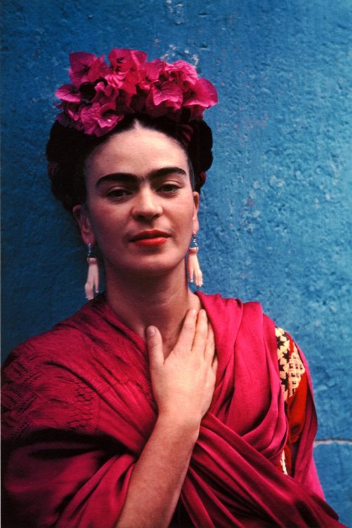 yellowkiddo:“I hope the exit is joyful and hope never to return.” — Frida Kahlo, last diary entry 