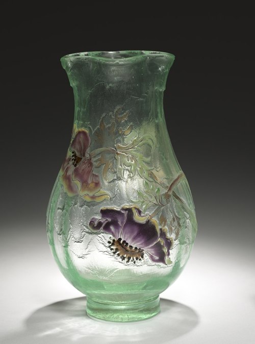 heaveninawildflower:  Enamelled glass vase (1895) by  Emile Gallé.https://clevelandart.org/art/1983.225Wikimedia. This file is made available under the Creative Commons CC0 1.0 Universal Public Domain Dedication.   