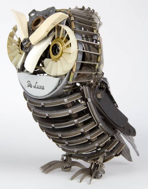 itscolossal: Vintage Typewriters Are Reassembled into Amazing Metallic Bird Sculptures by Jeremy May