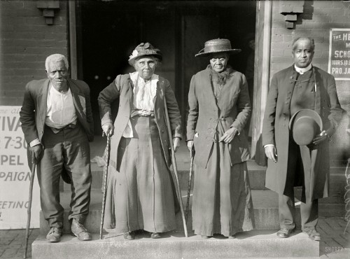 XXX youcanttouchtheelohim:  1916 Slaves reunion. photo