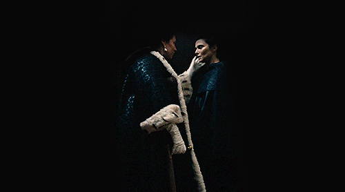 weiszs:Love has it’s limit. It should not.The Favourite (2018) dir. Yargos Lanthimos