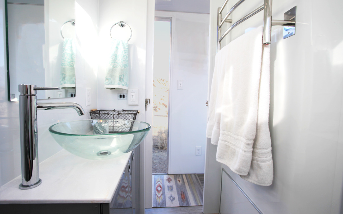 dreamhousetogo:  The Living Vehicle  I’d change a few things but that’s a great