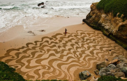 blazepress:  Unbelievable Sand Paintings