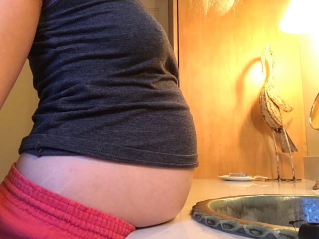 Porn photo bellyenvy:Trying to get to the sink!
