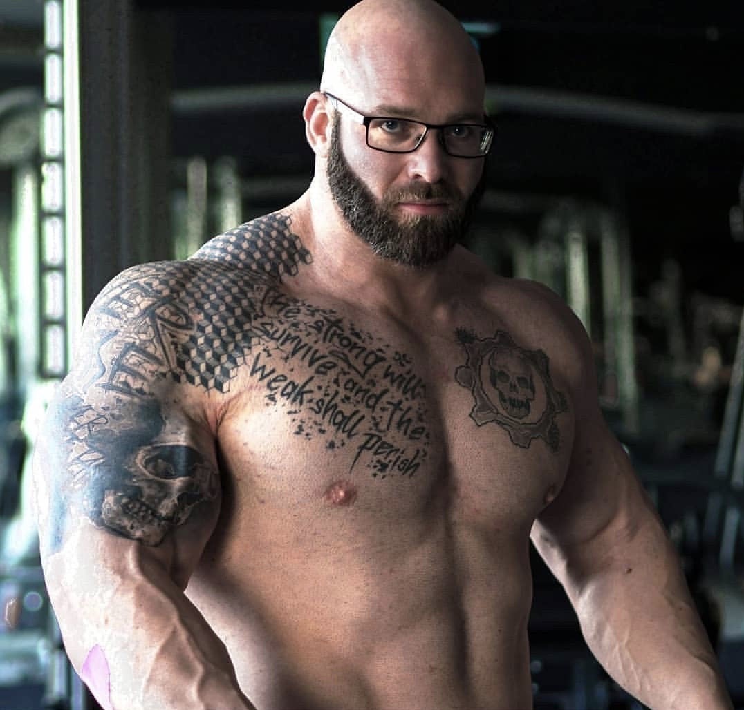 perfectmusclemen:Gerald Gschiel Please repost and follow: https://plax999.tumblr.com/
