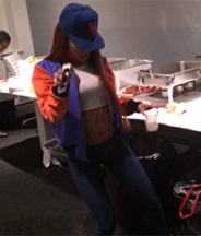 pinkloveeeee:  xxvalleygirlxx:  aeridb:  When “Drunk in Love” comes on …  Yasss