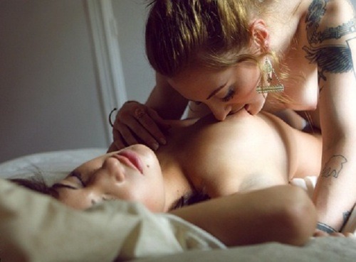 fuckyeah-hot-girls:  Fuckyeah-Hot-Girls