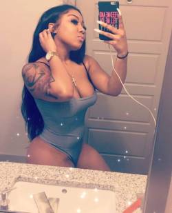 thickobsession:  Bad lil bitch  DAMNNN!