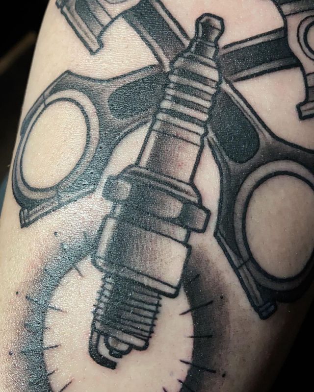 Hopefully the first of many! Fresh traditional style spark plug by Andrew  John Smith @ Parliament Tattoo, London, UK : r/tattoos