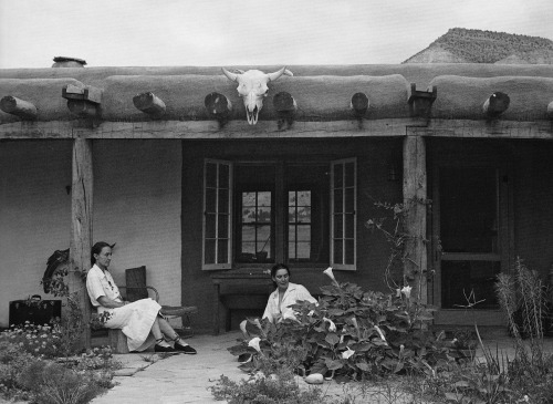 apeninacoquinete:Georgia O'Keeffe with Maria Chabot at Ghost Ranch