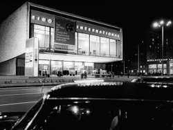 jonasgrossmann:  kino international, karl-marx-allee,