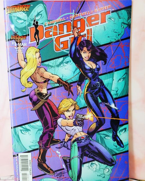 Today’s eBay spotlight (Seller ID: RadioIndy)! Danger Girl #1 from 1998! Classic pinup spies b