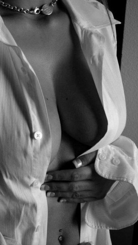 peachcobbler4533 - Seduction & Storytelling