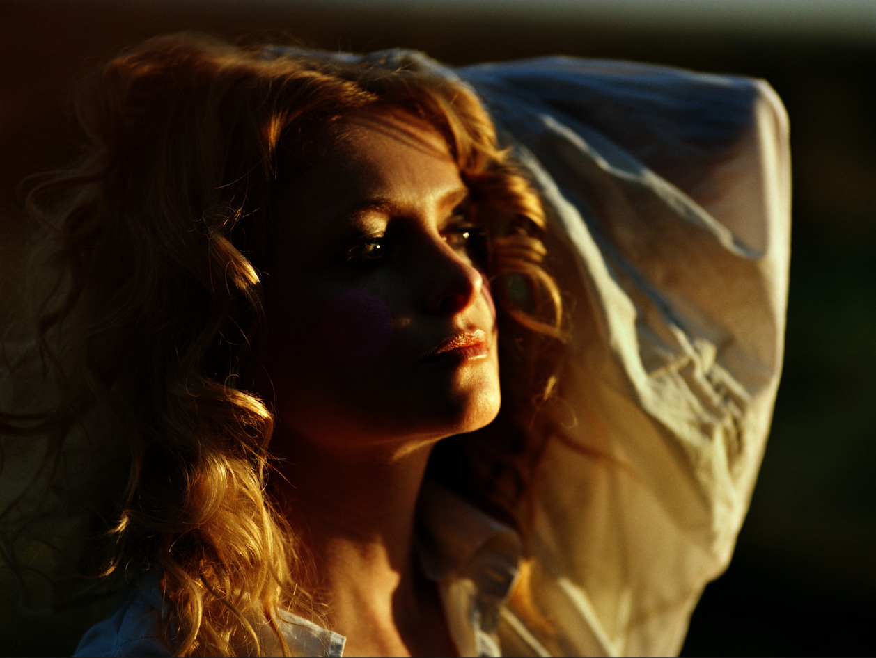 goldfrapp:  In the golden sun Photo: Serge Leblon